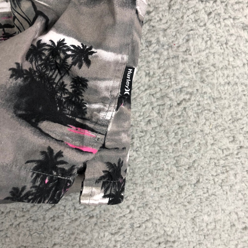 Hurley Mens Short Sleeve Button Down Shirt Gray Pink Tropical Island Palm Tree M - Picture 8 of 10